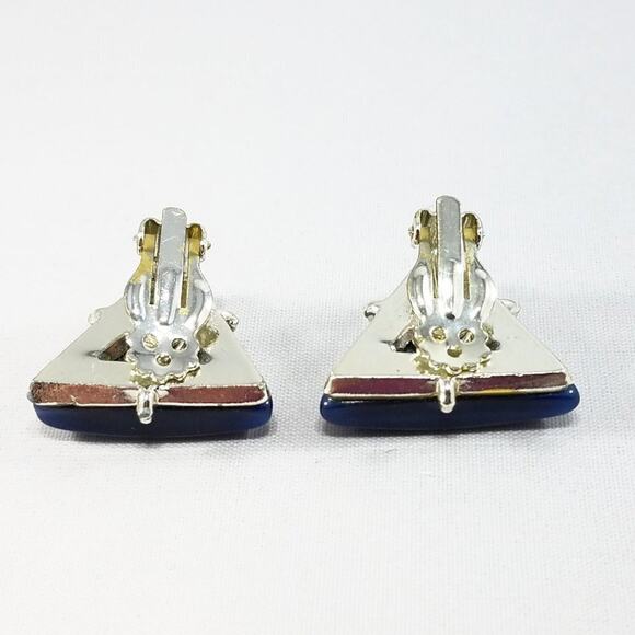 Vintage Pearlescent Blue Lucite Triangle Clip Earrings, Silver Tone Clips - Picture 4 of 10
